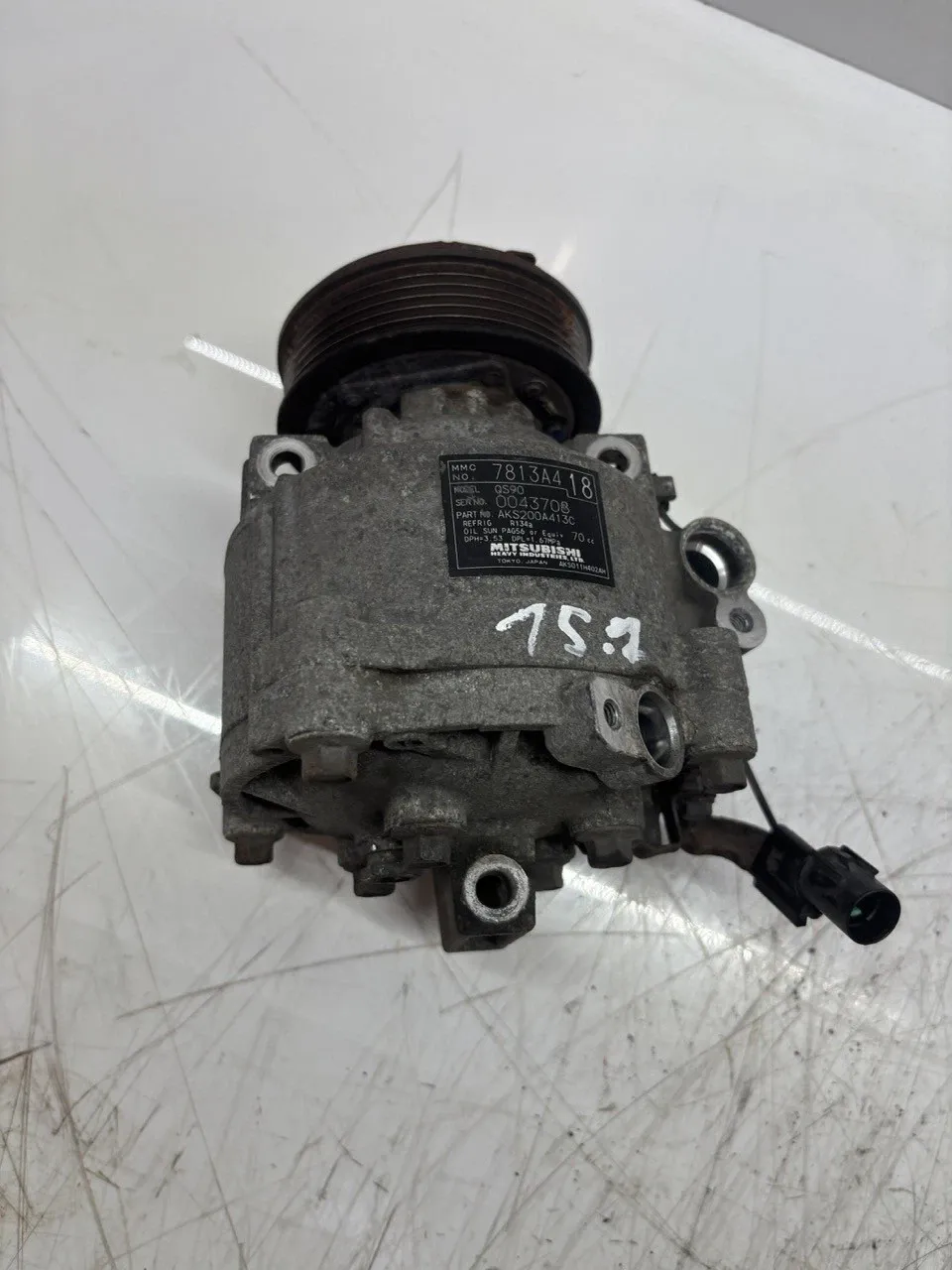 Mitsubishi Outlander Air conditioning system Air conditioning compressor — MITSUBISHI OUTLAN...