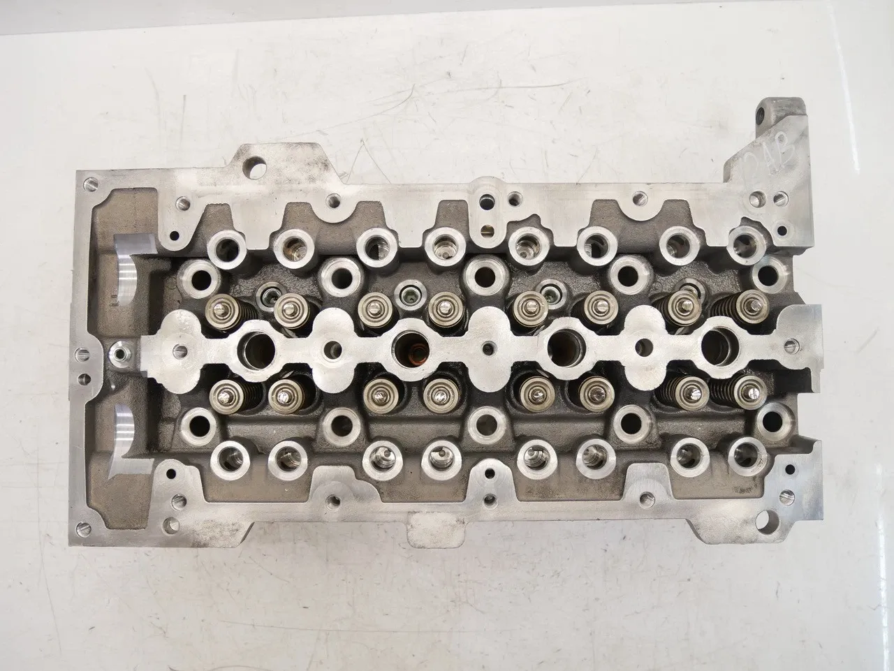 Opel Combo (C) Engine parts Cylinder head — OPEL CORSA D (S07) (2006-2014) ...