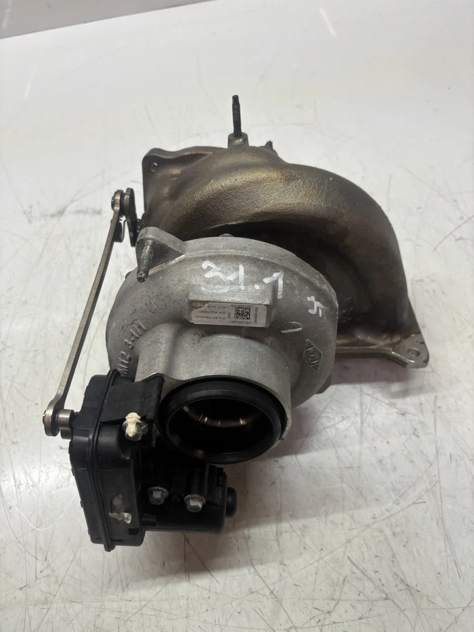 Alfa-Romeo Giulia (952) Turbocharger Turbocharger — ALFA ROMEO GIULIA (952) (2015-PR...