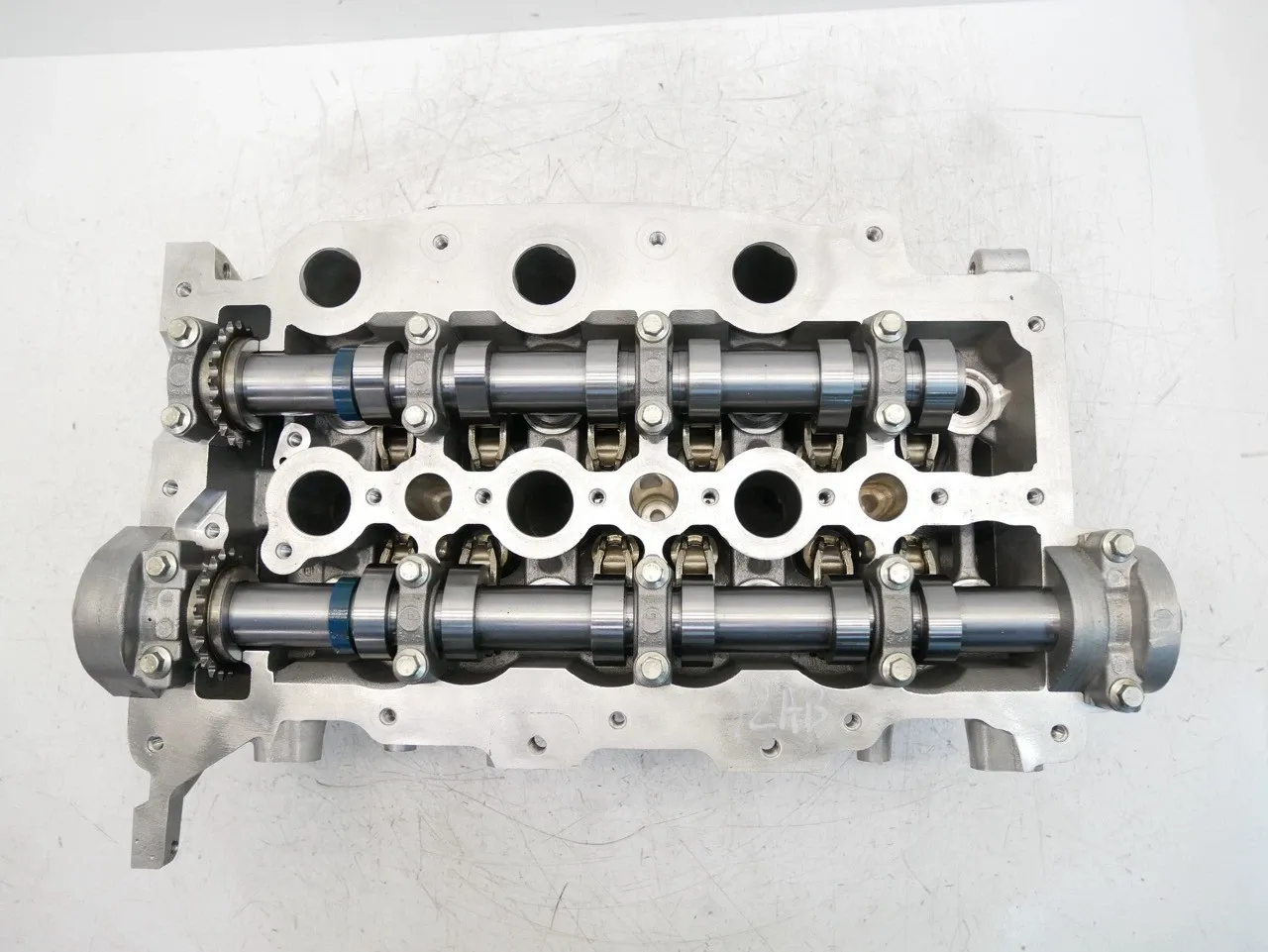Land Rover Discovery Engine parts Cylinder head — LAND ROVER DISCOVERY IV (L319) ...