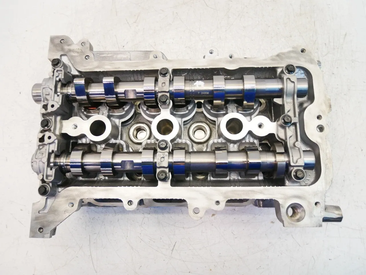 Dacia Sandero Engine parts Cylinder head — DACIA SANDERO (2021-PRESENT) — ...