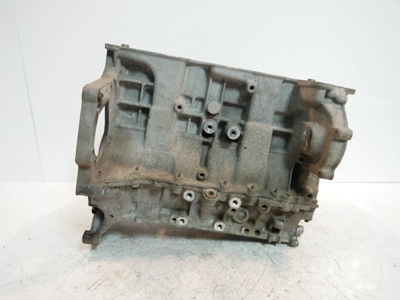 Mini One, Cooper, Clubman (R55 - R59) Engine parts Engine Block — MINI ONE R56 (2006-2010) — V7584...