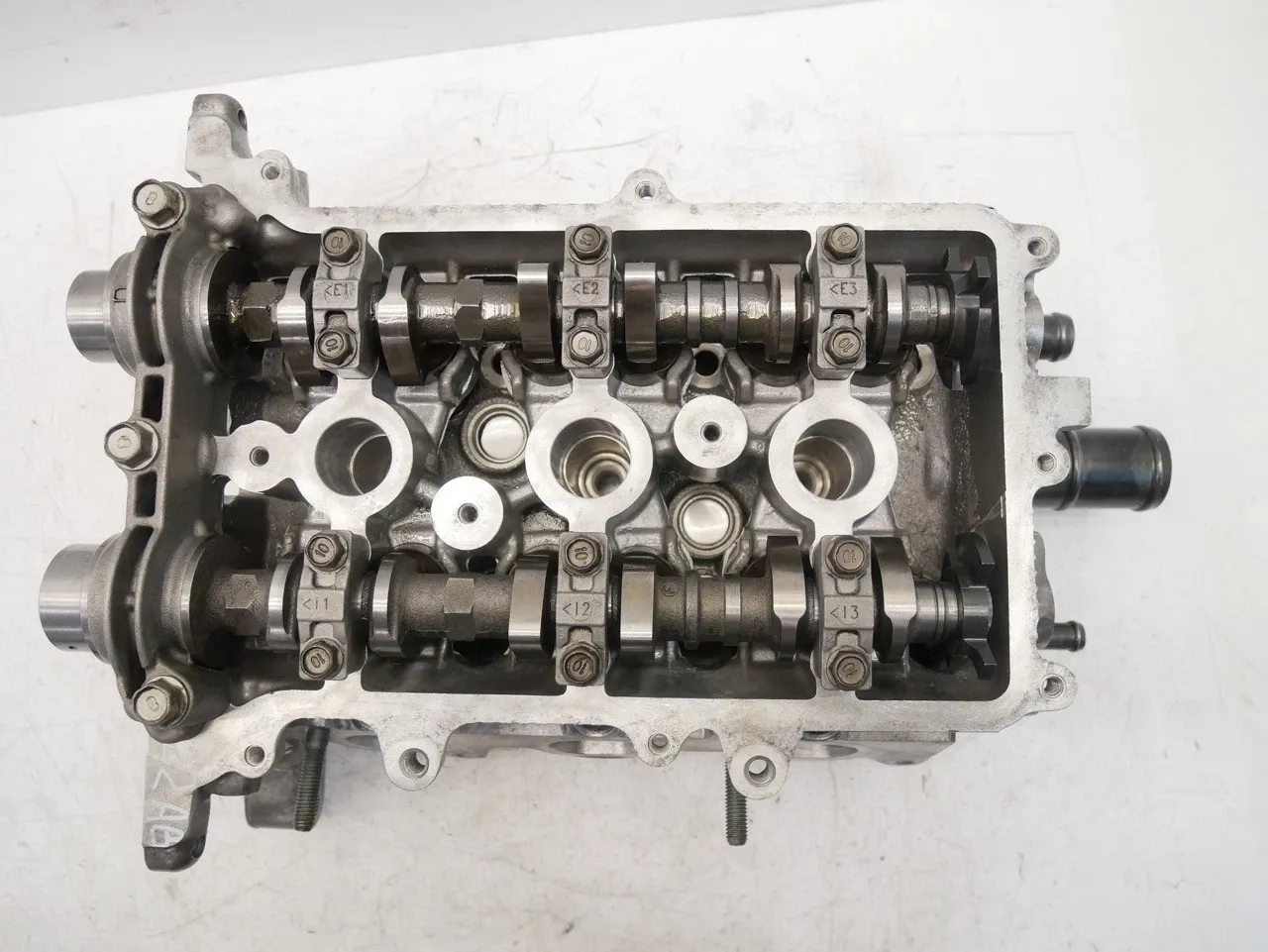 Hyundai i10 Engine parts Cylinder head — HYUNDAI I10 PICANTO (2013-PRESE...