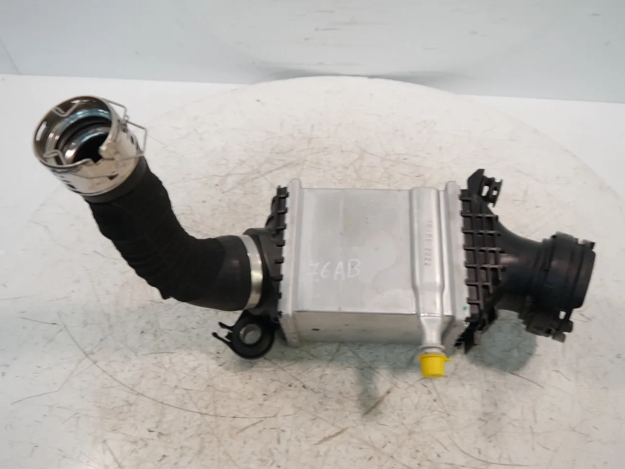 Land Rover Range Rover (L460) Cooling system Intercooler — LAND ROVER RANGE ROVER X7 (2021-P...