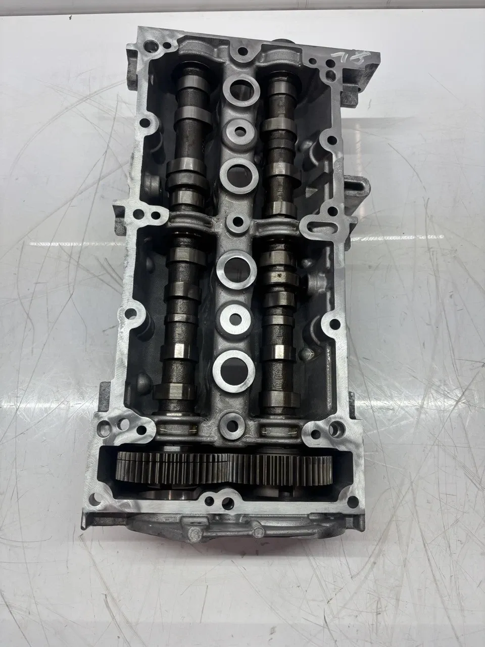 Peugeot Bipper Engine parts Valve cover with camshafts — PEUGEOT BIPPER (20...