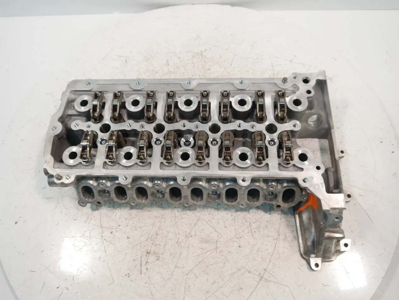 Land Rover Discovery Engine parts Cylinder head — LAND ROVER DISCOVERY SPORT (L55...