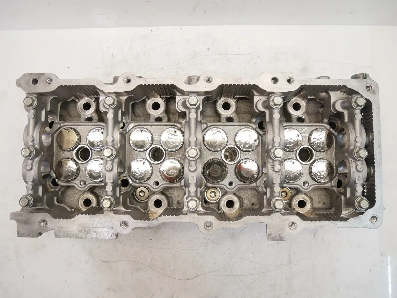 Land Rover Discovery Engine parts Cylinder head — LAND ROVER DISCOVERY SPORT (L55...