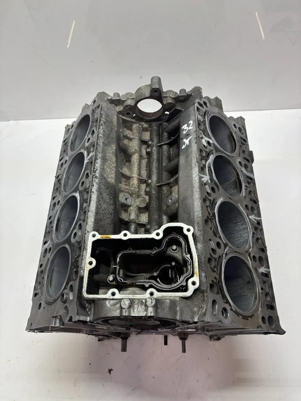 Porsche Cayenne Engine parts Engine Block — PORSCHE CAYENNE (9PA) (2002-2010...