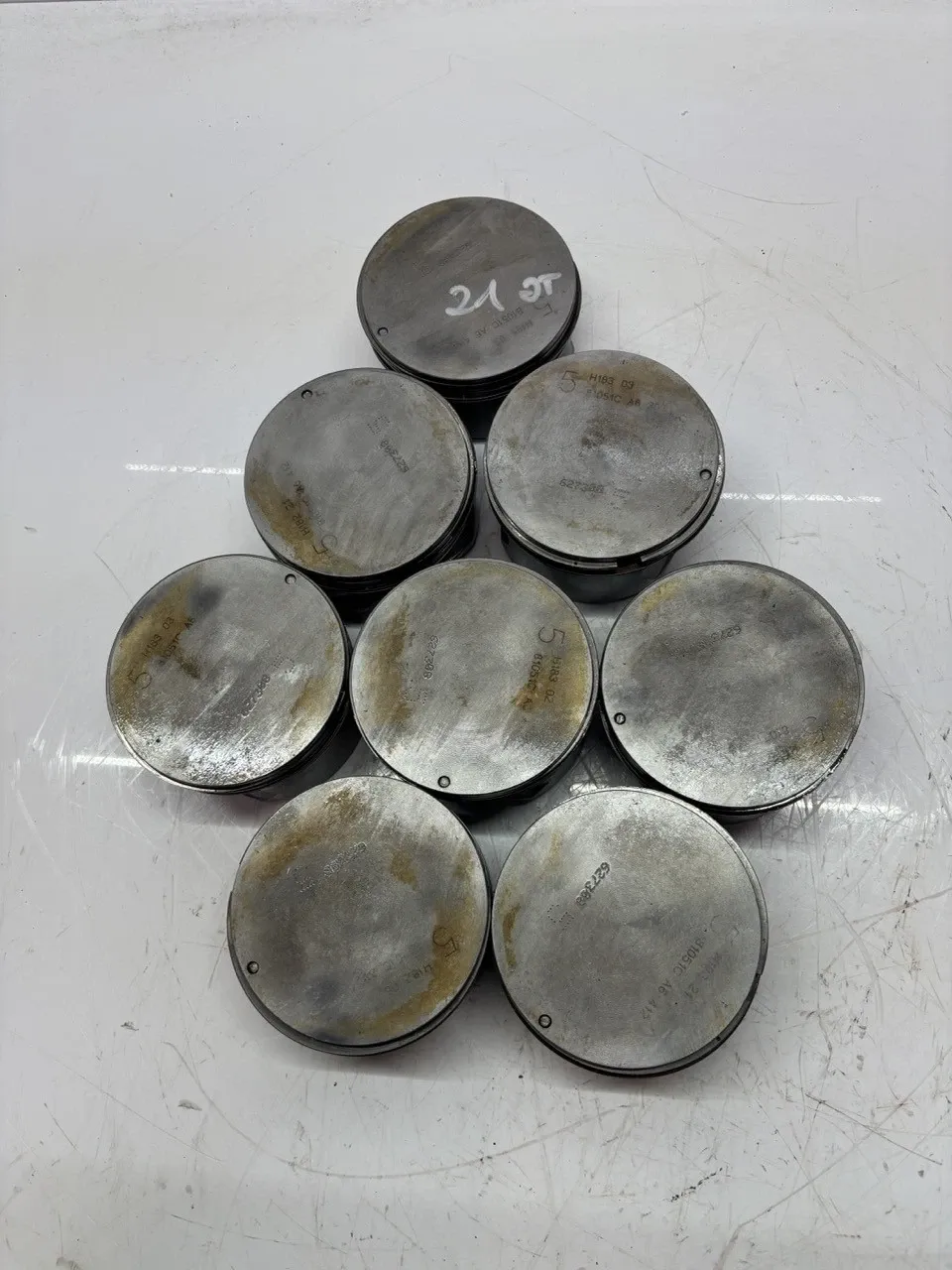 Cadillac Escalade Engine parts 8 × Piston — CADILLAC ESCALADE (1998-2006) — 81...