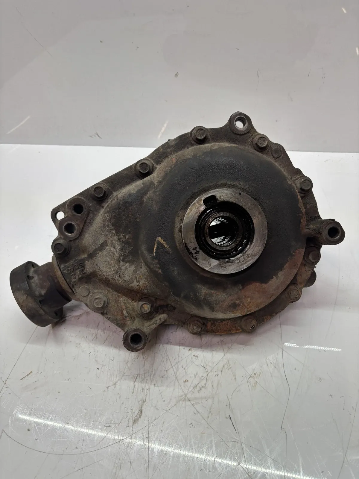 Land Rover Range Rover Other parts Differential — LAND ROVER RANGE ROVER III (L322...