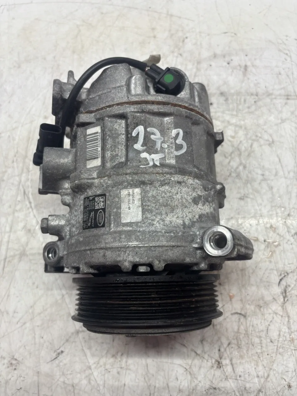 Land Rover Defender Air conditioning system Air conditioning compressor — LAND ROVER DEFEND...