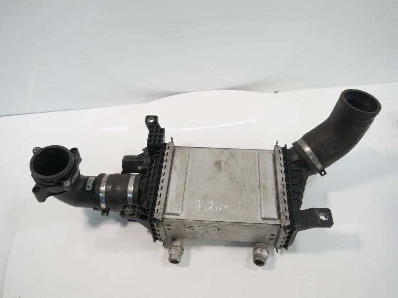 Alfa-Romeo Giulia (952) Cooling system Intercooler — ALFA ROMEO GIULIA (952) (2015-PRE...