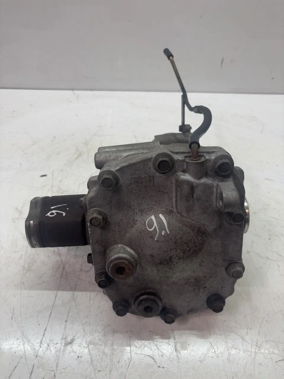 Infiniti FX (S50) Other parts Differential — INFINITI FX 35 (2003-2008) — 385...