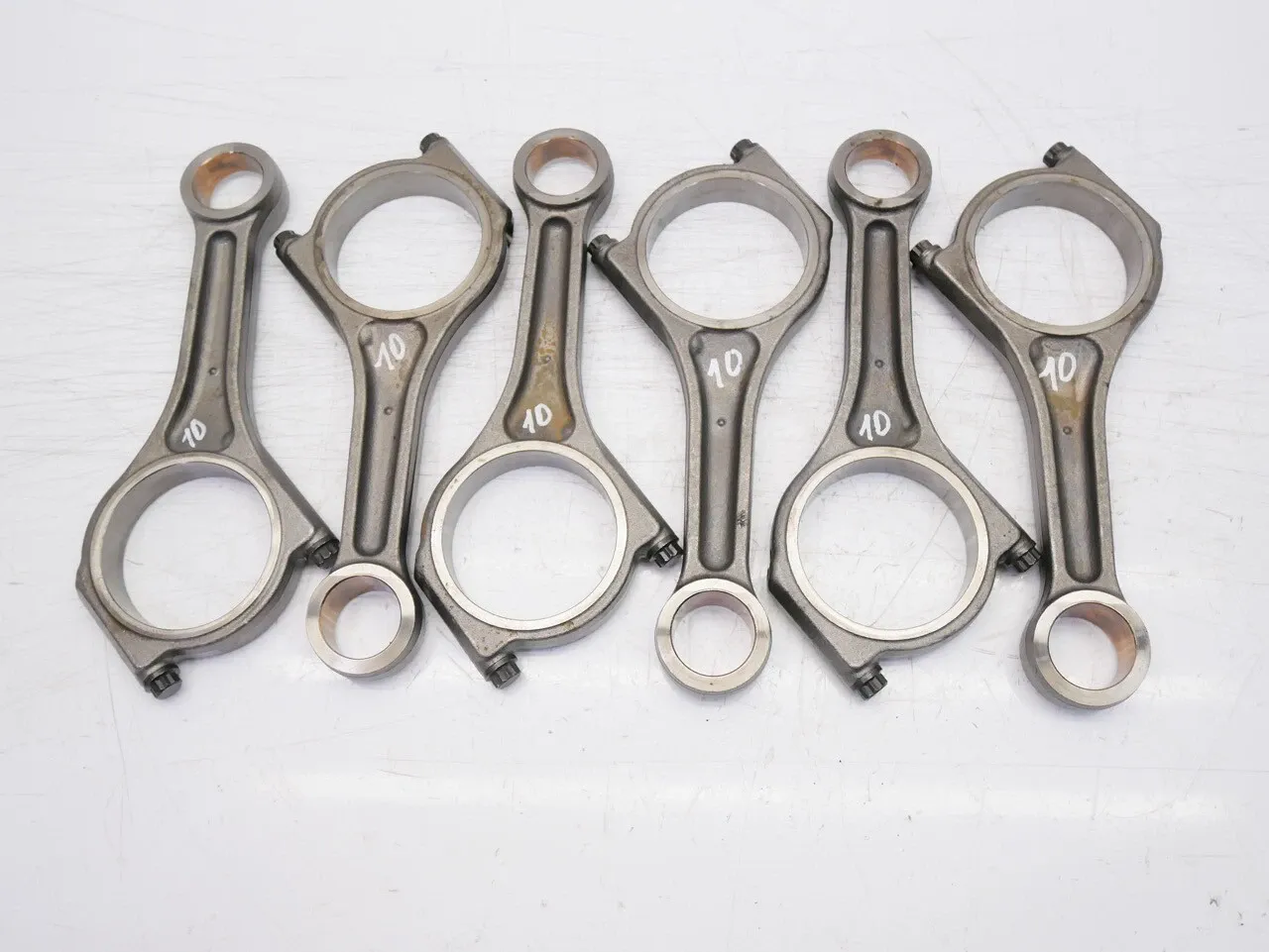Jaguar XF Engine parts Connecting rod — JAGUAR XF (X260) (2015-2024)

...
