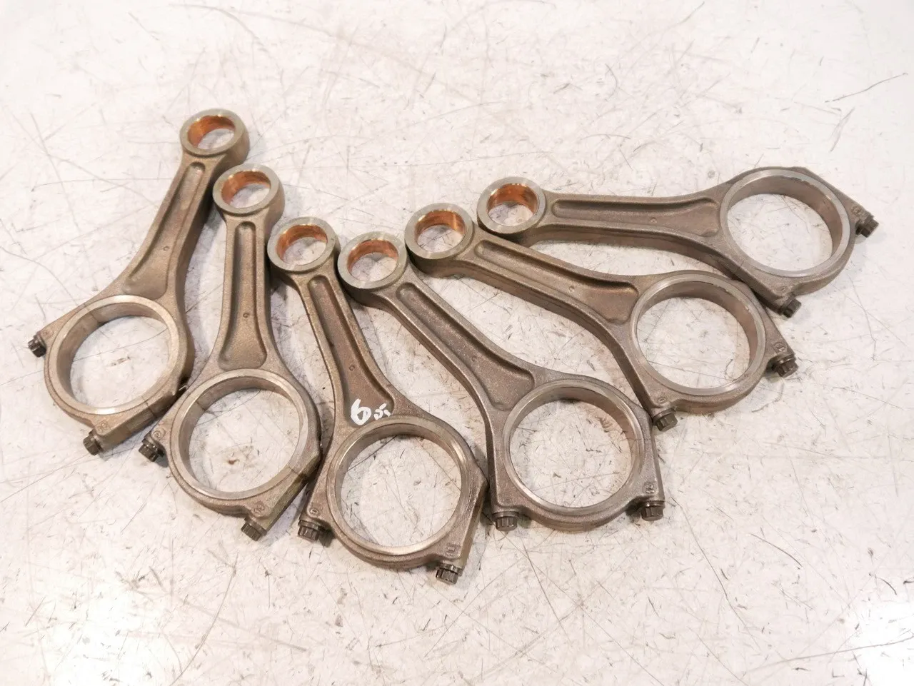 Jaguar XF Engine parts 6 × Connecting rod — JAGUAR XF (X260) (2015-202...