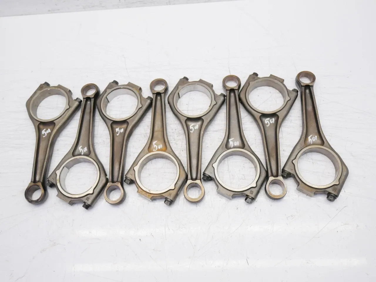 Land Rover Range Rover (L405) Engine parts 8 × Connecting rod — LAND ROVER RANGE ROVER IV ...