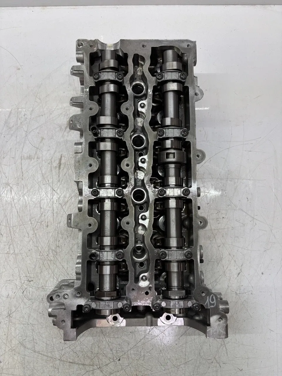 Mercedes-Benz A (W169) Engine parts Cylinder head — MERCEDES-BENZ C-CLASS C204 (200...