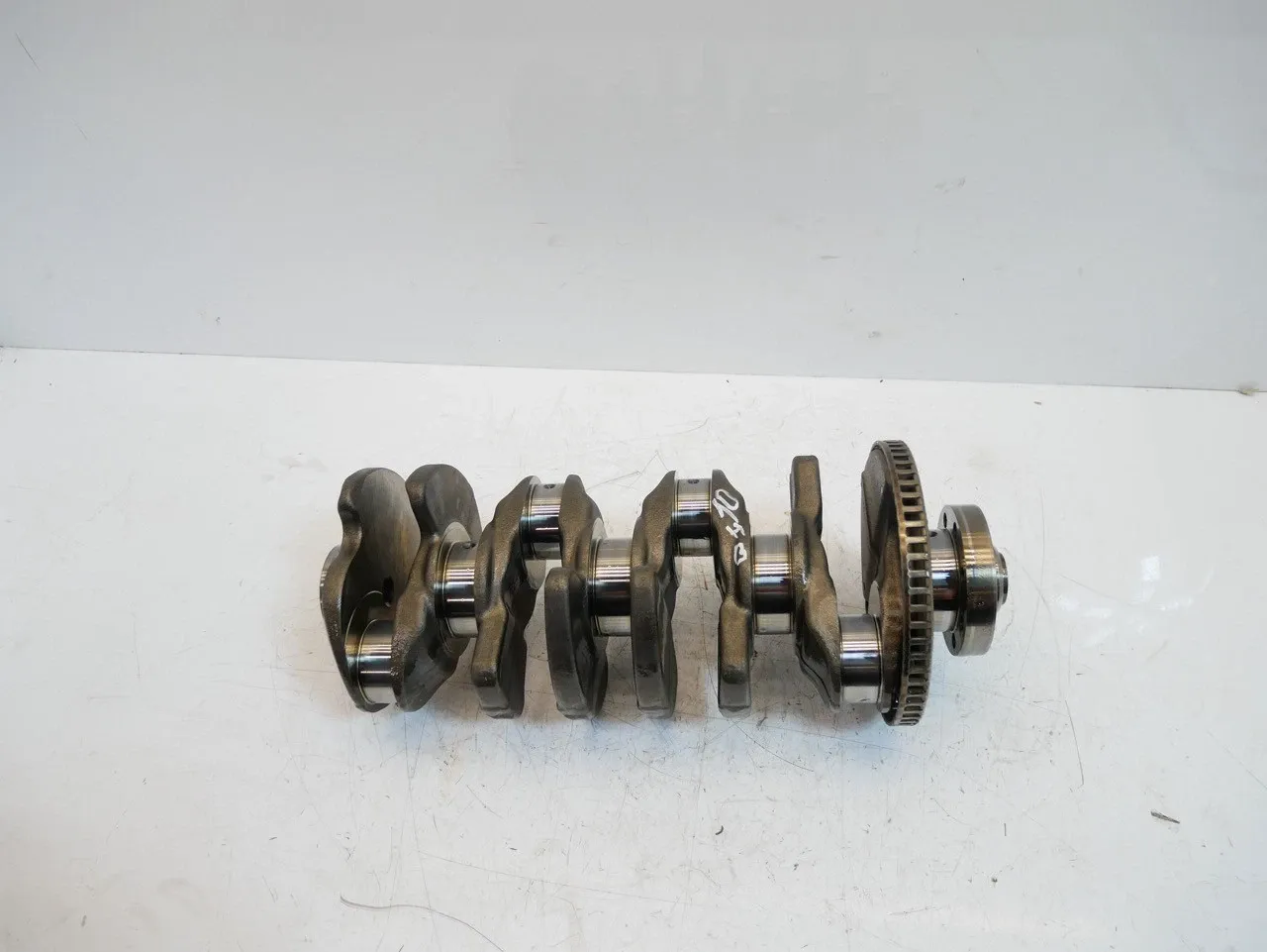 Volkswagen Jetta Engine parts Crankshaft — VW JETTA VI (162) (2010-2018) — 06...