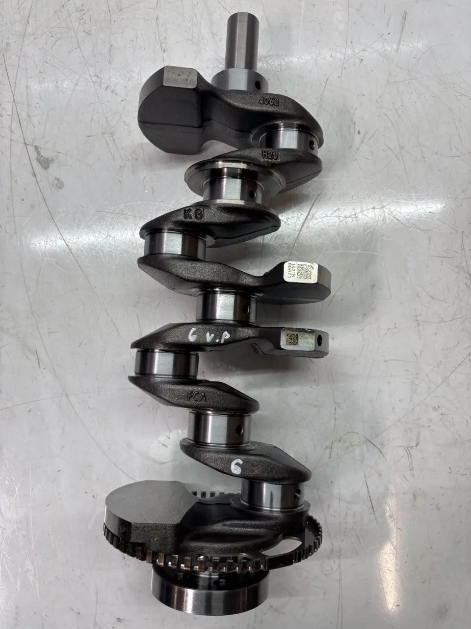 Alfa-Romeo Stelvio Engine parts Crankshaft — ALFA ROMEO STELVIO (949) (2016-PRE...