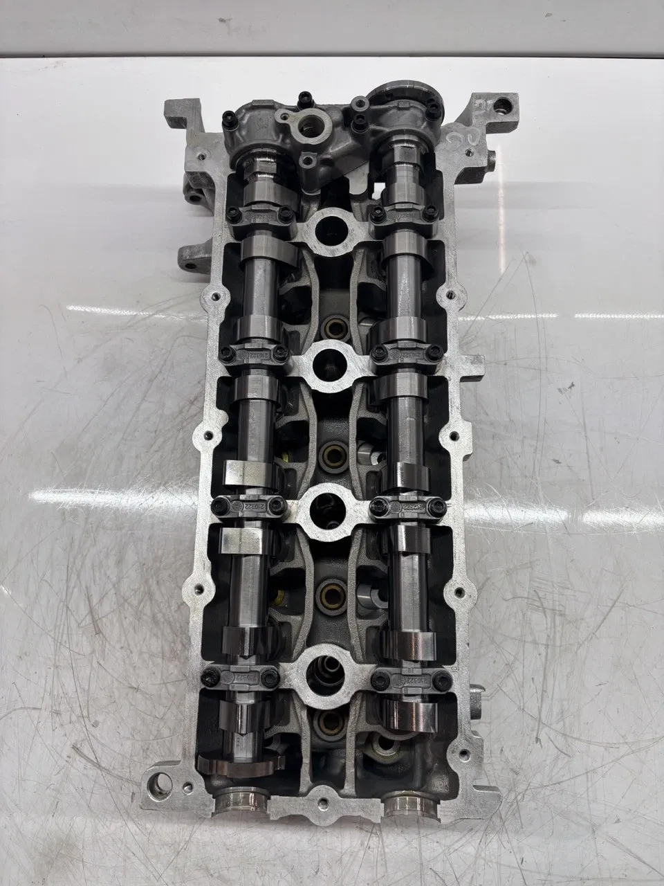 Maserati Quattroporte Engine parts Cylinder head — MASERATI QUATTROPORTE V (M139) ...