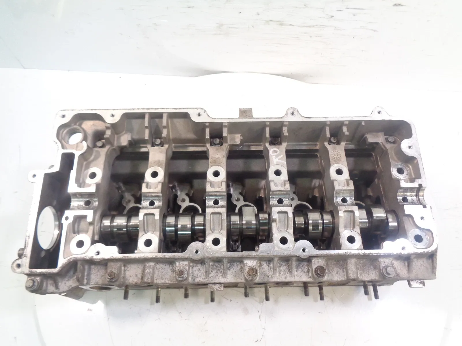Land Rover Defender Engine parts Cylinder head — LAND ROVER DEFENDER II (L316) (...