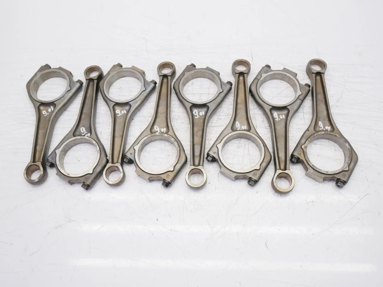 Land Rover Range Rover (L405) Engine parts 8 × Connecting rod — LAND ROVER RANGE ROVER IV ...