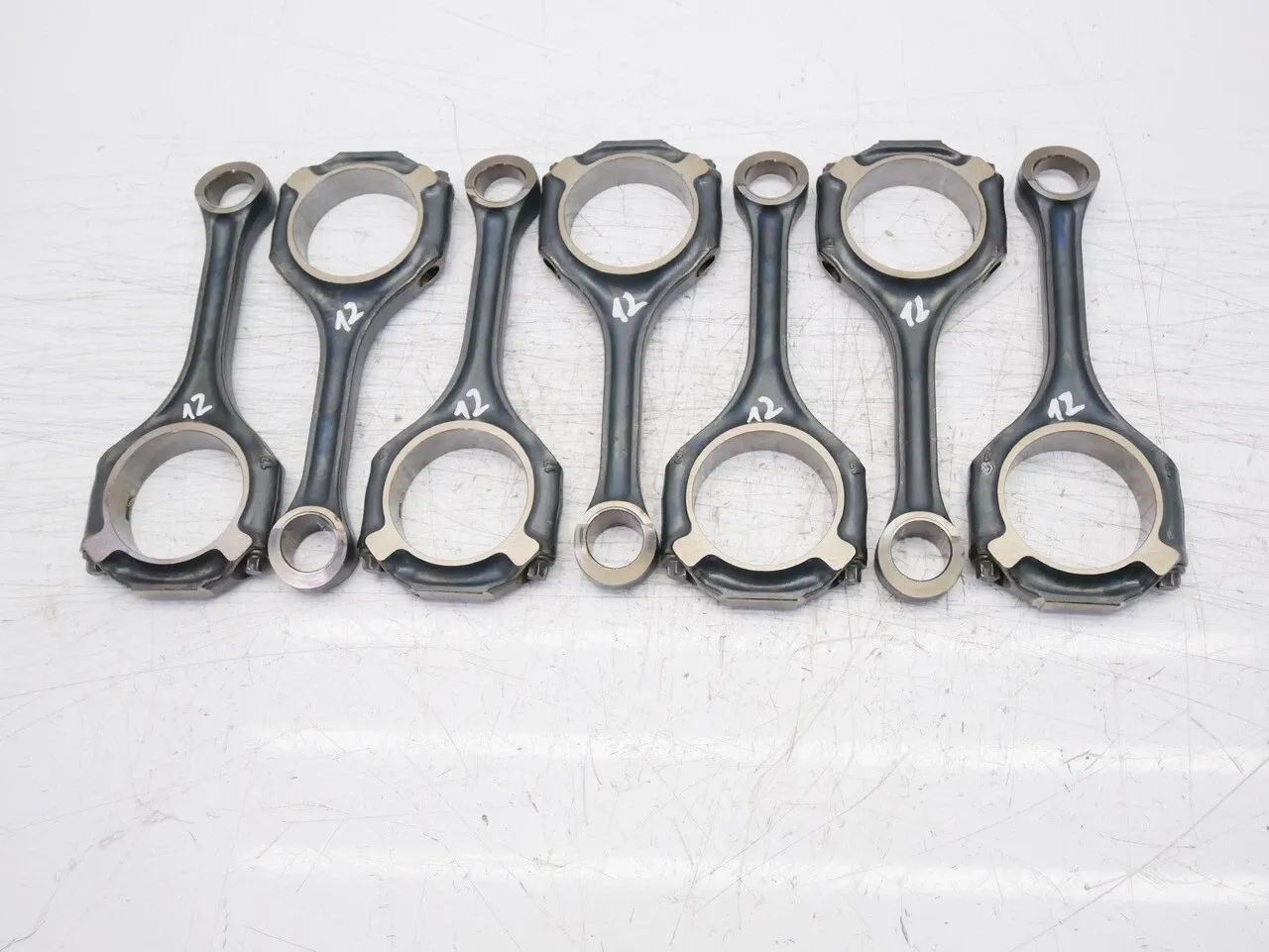 Mercedes-Benz A (W169) Engine parts 7 × Connecting rod — MERCEDES-BENZ E-CLASS A207...