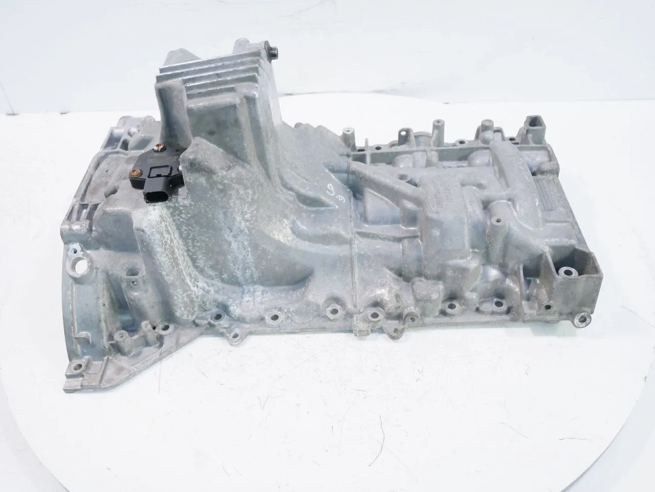 Land Rover Defender Engine parts Oil sump — LAND ROVER JAGUAR F-PACE X761 F-TYPE...