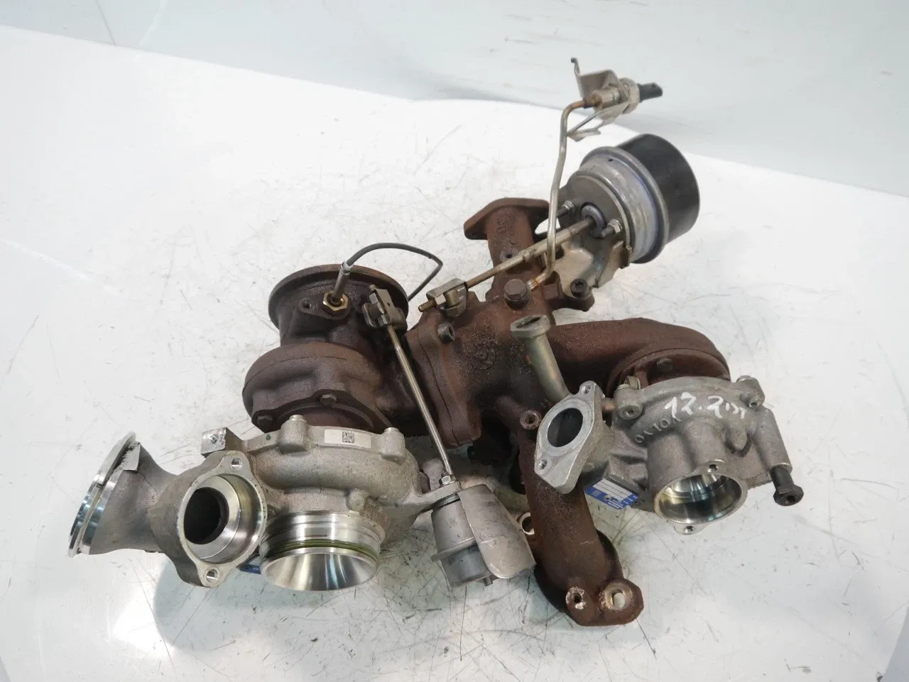 Volvo V60 Turbocharger Turbocharger — VOLVO V60 II D4 (2018-2021) — 32...