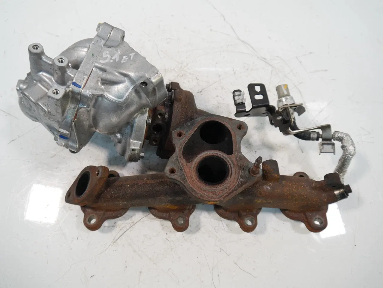 Nissan Navara (D23) Turbocharger Turbocharger — NISSAN NAVARA (2015-PRESENT) — 1...