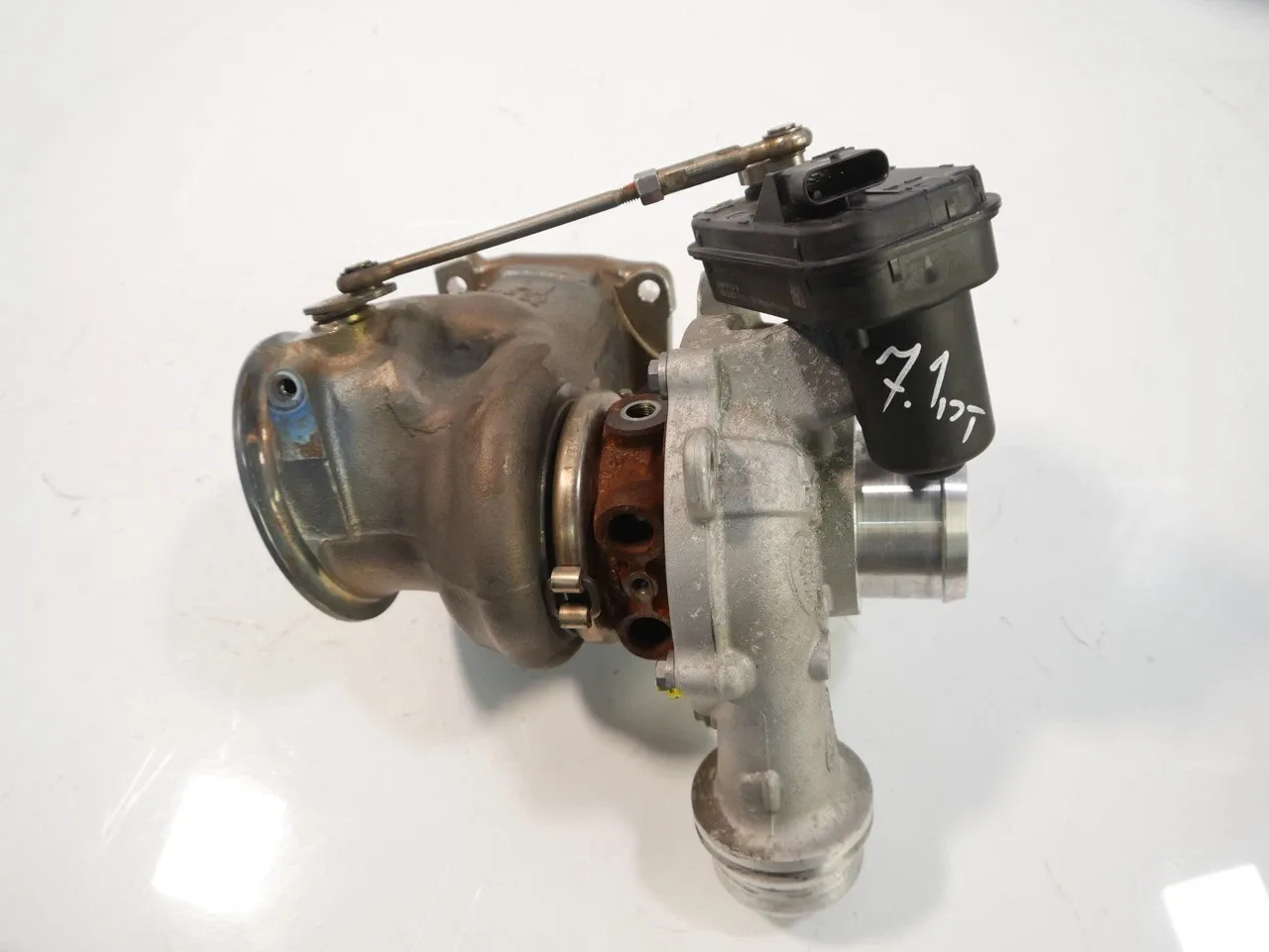 Land Rover Range Rover (L405) Turbocharger Turbocharger — LAND ROVER RANGE ROVER IV (L405,...