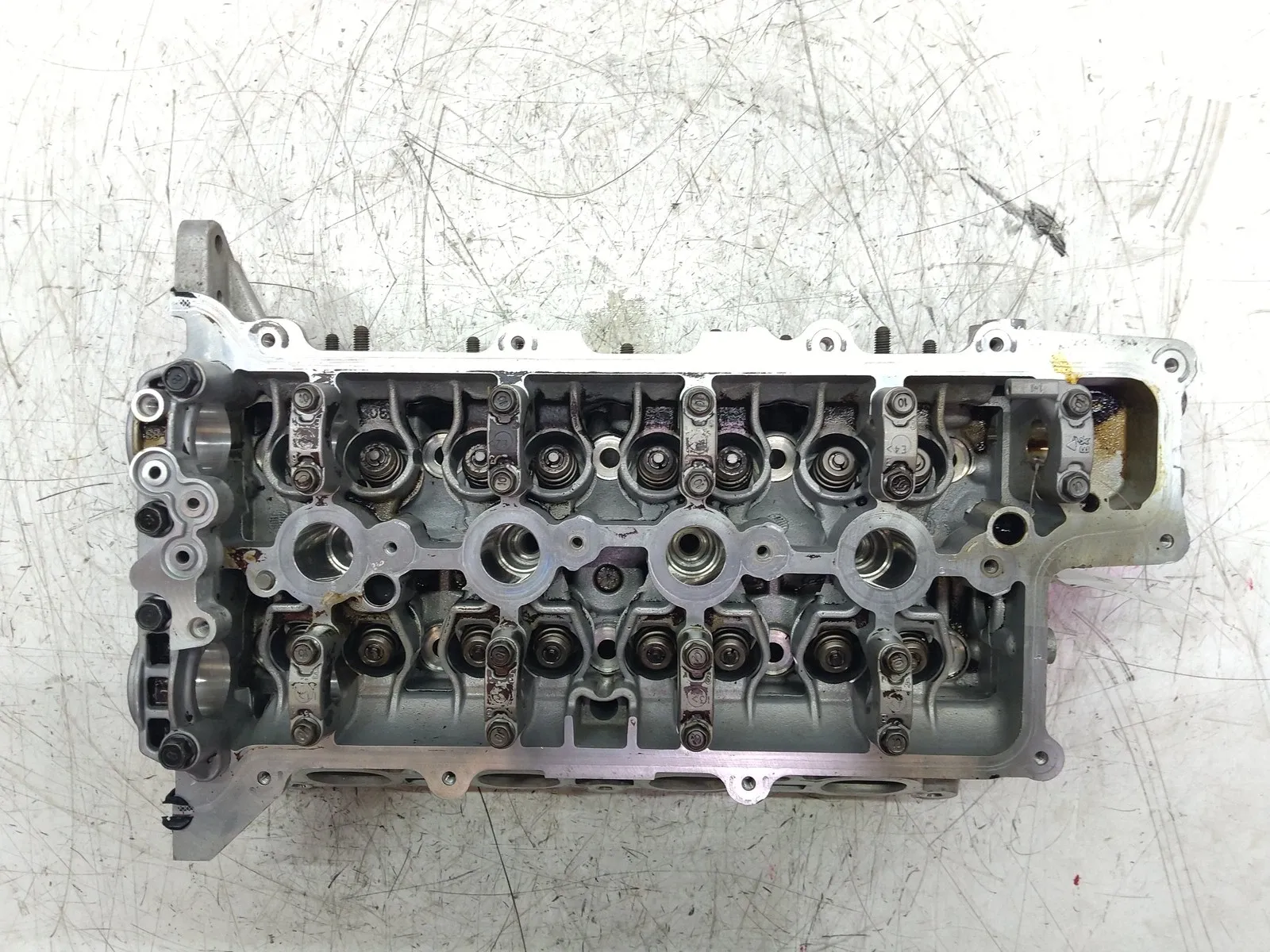 Kia ceed (JD) Engine parts Cylinder head — KIA HYUNDAI PROCEED ELANTRA (20...
