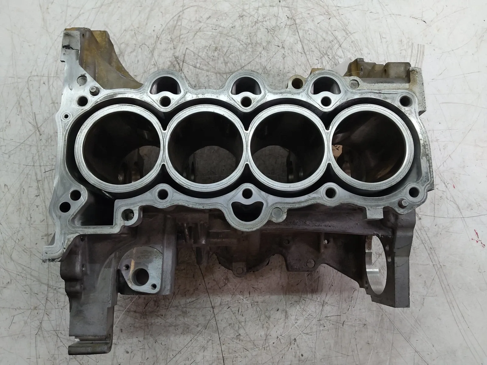 Kia Ceed (CD) Engine parts Engine Block — KIA HYUNDAI PROCEED TUCSON (2013...