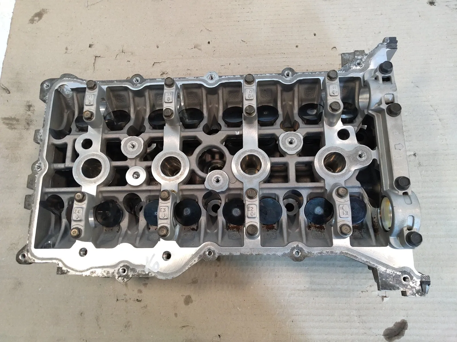 Kia Sorento Engine parts Cylinder head — KIA SORENTO (2012-2015) — 22111...
