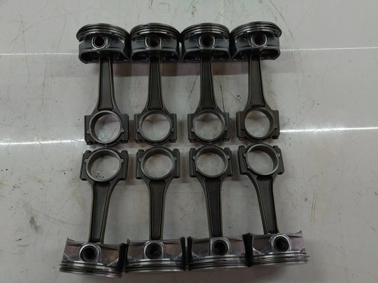 Dodge Charger Engine parts 8 × Piston with connecting rod — DODGE CHARGER ...