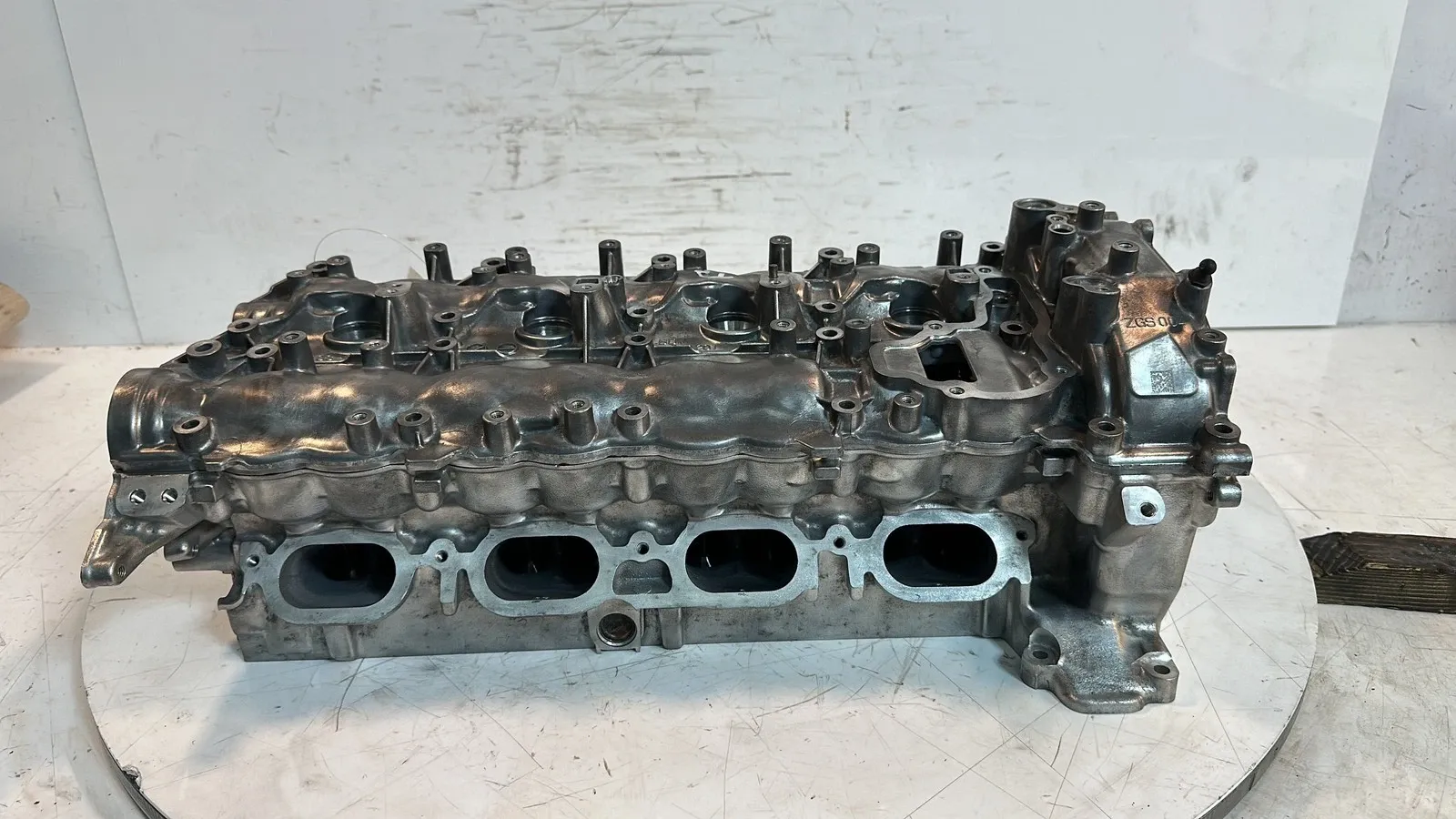 Mercedes-Benz A (W176) Engine parts Cylinder head — MERCEDES-BENZ S-CLASS (W221) (2...