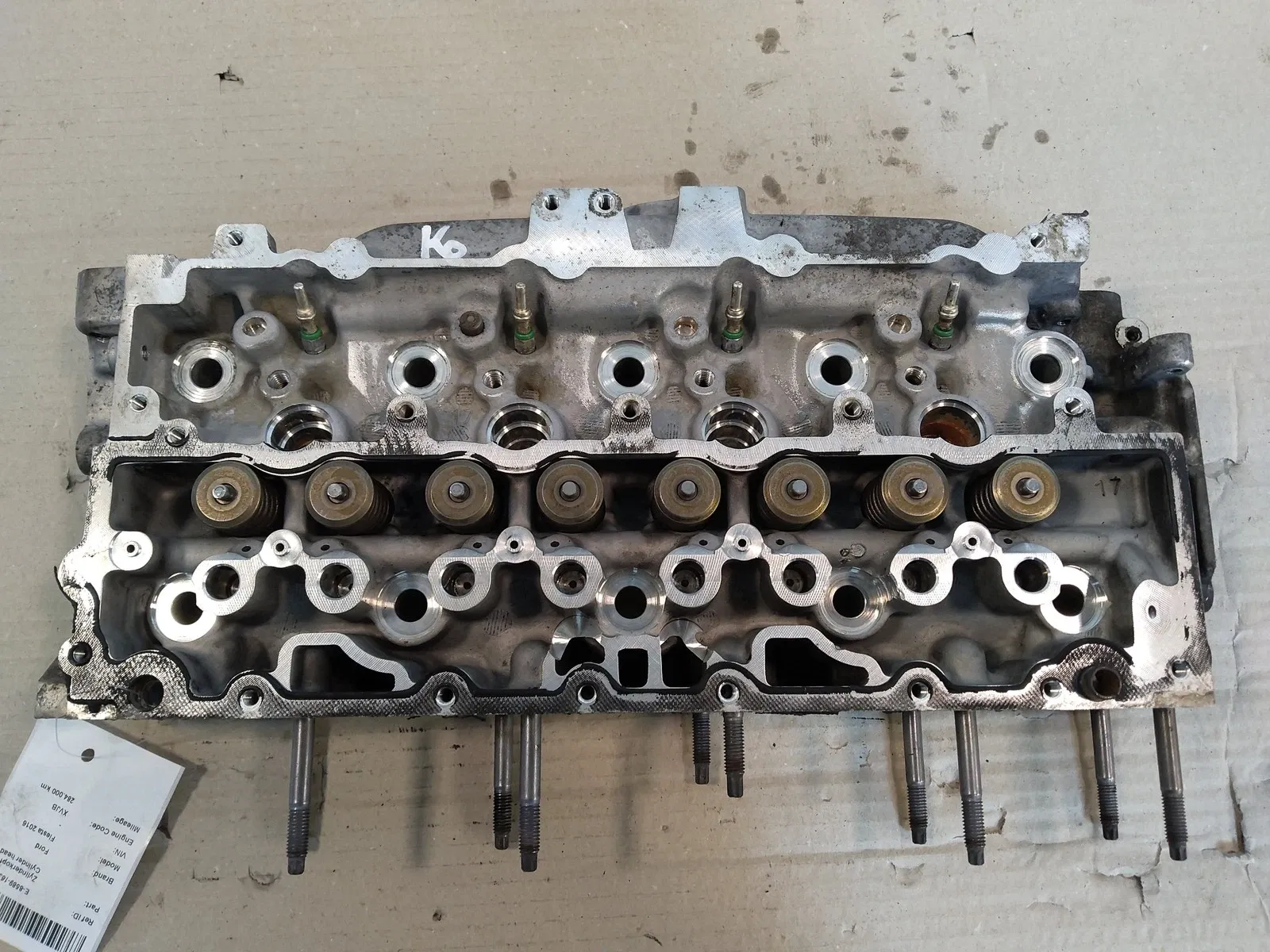 Ford Fiesta Engine parts Cylinder head — FORD FIESTA VI (2008-2017) — AV...