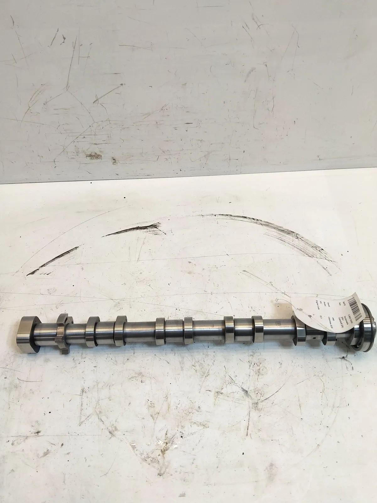 Jeep Cherokee (KL) Engine parts Camshaft — JEEP CHEROKEE / LIBERTY (KL) (2013-2...