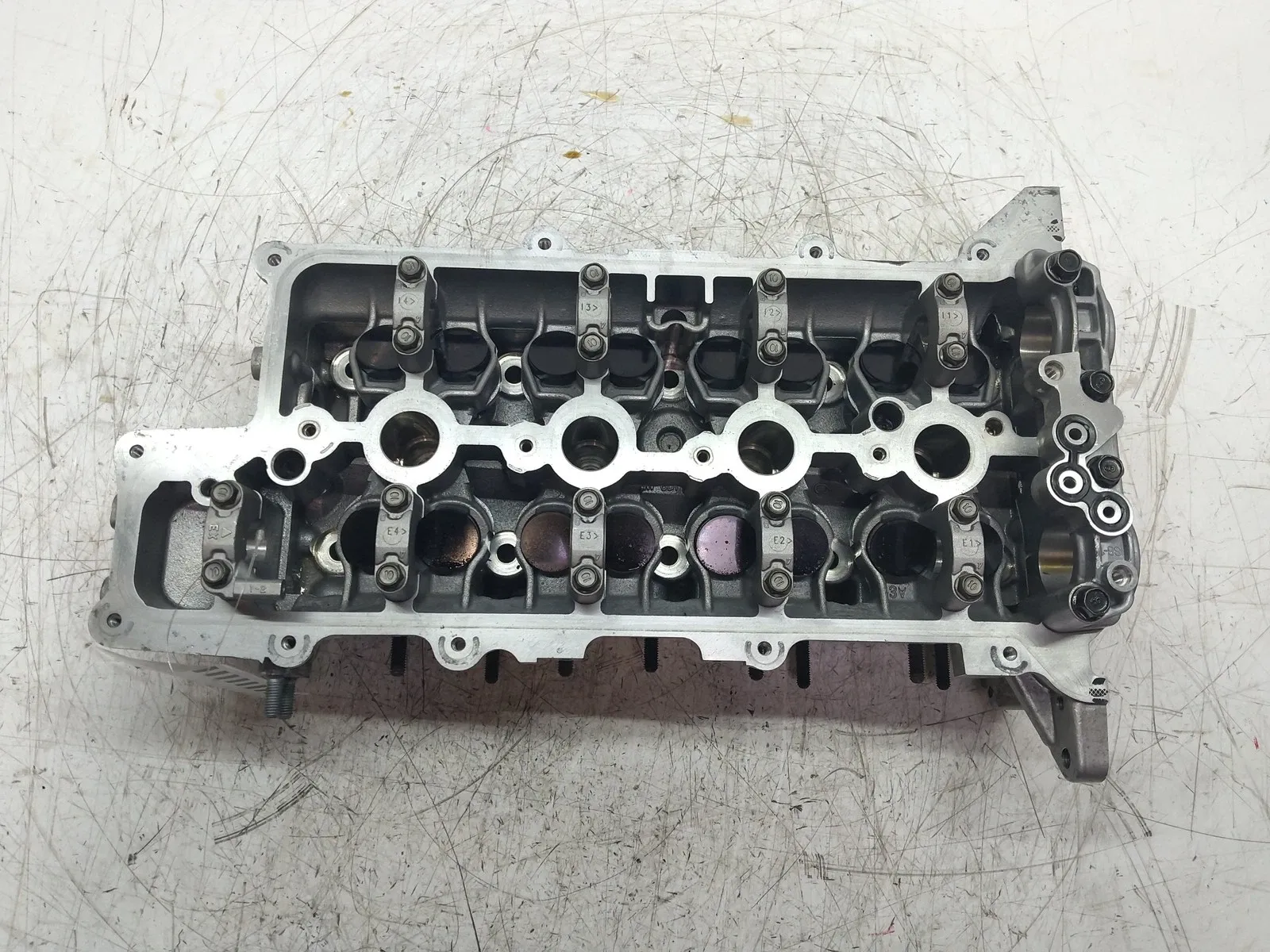 Hyundai i30 Engine parts Cylinder head — HYUNDAI I30 (PD) (2016-PRESENT)...