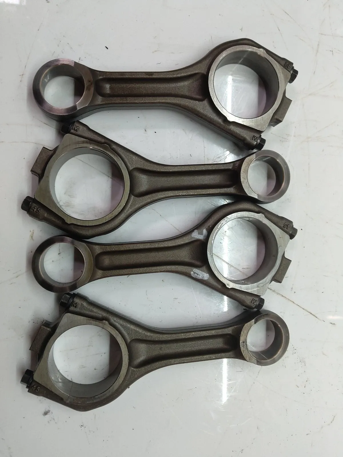 Jaguar XF Engine parts 4 × Connecting rod — JAGUAR XF (X260) (2015-202...