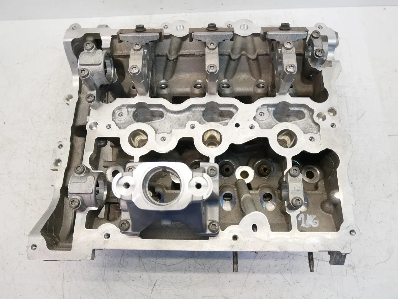 Mini One, Cooper (F55 / F56 / F57) Engine parts Cylinder head — MINI F55 (2014-PRESENT) — 86380...