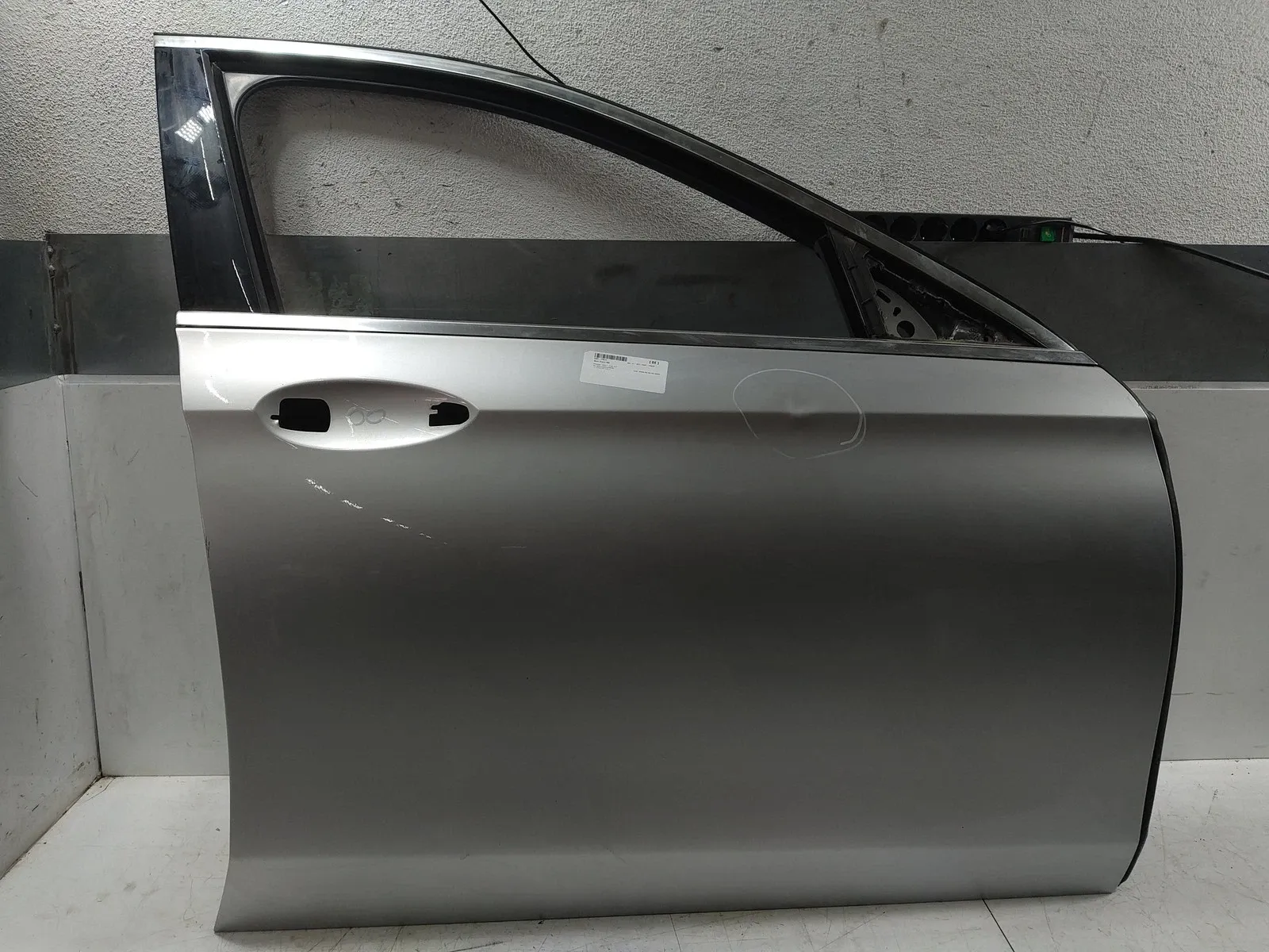 Mercedes-Benz A (W176) Doors Door — front right — MERCEDES-BENZ E-CLASS (201...