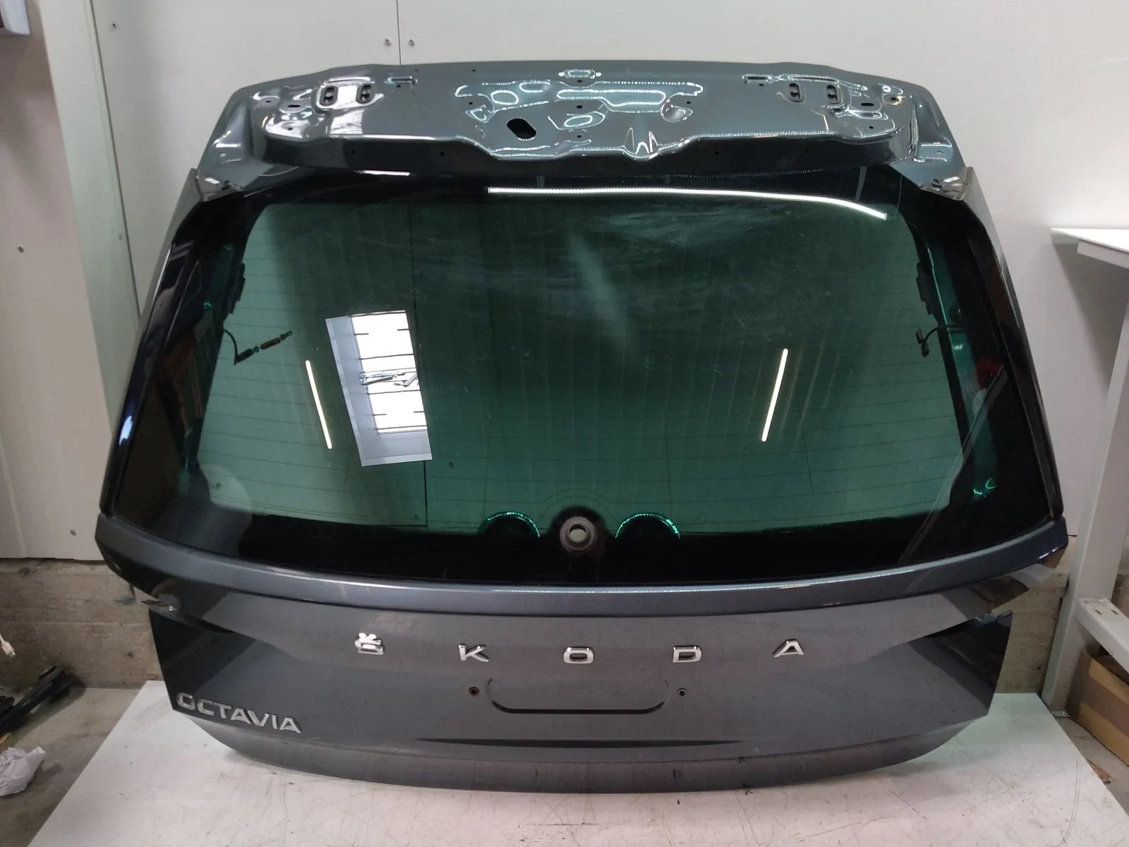 Skoda Octavia Doors Tailgate — SKODA OCTAVIA IV COMBI (NX5) (2020-P...