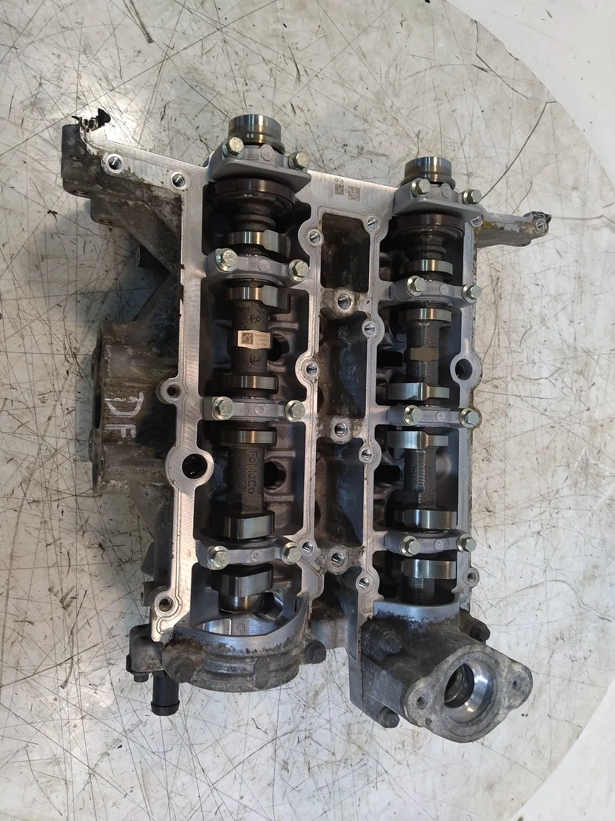 Ford Fiesta Engine parts Cylinder head — FORD FIESTA VI (2008-2017) — PB...
