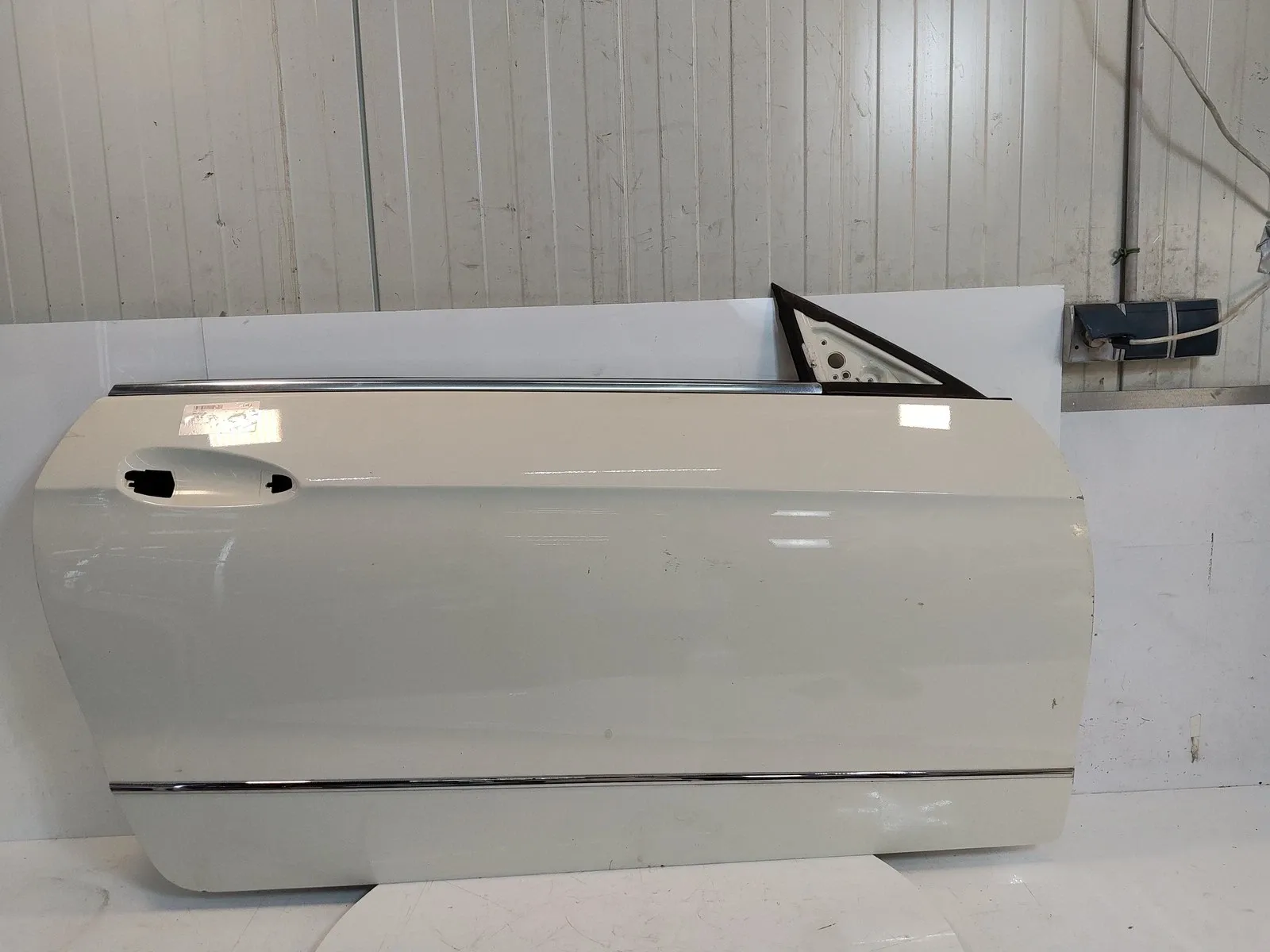 Mercedes-Benz A (W169) Doors Door — front right — MERCEDES-BENZ E-CLASS A207...