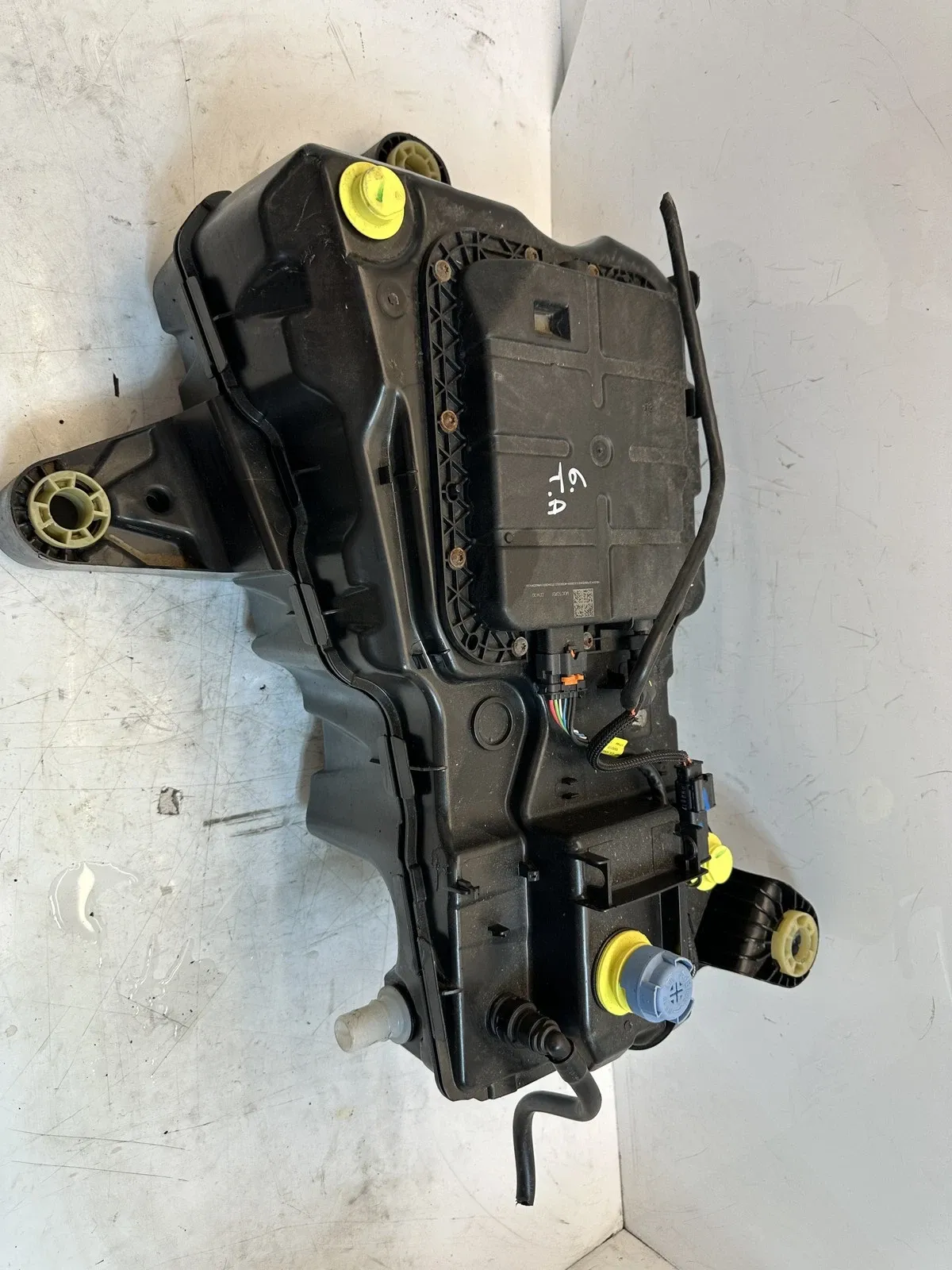 Peugeot Partner Other parts AdBlue tank — PEUGEOT PARTNER II (B9) (2008-201...