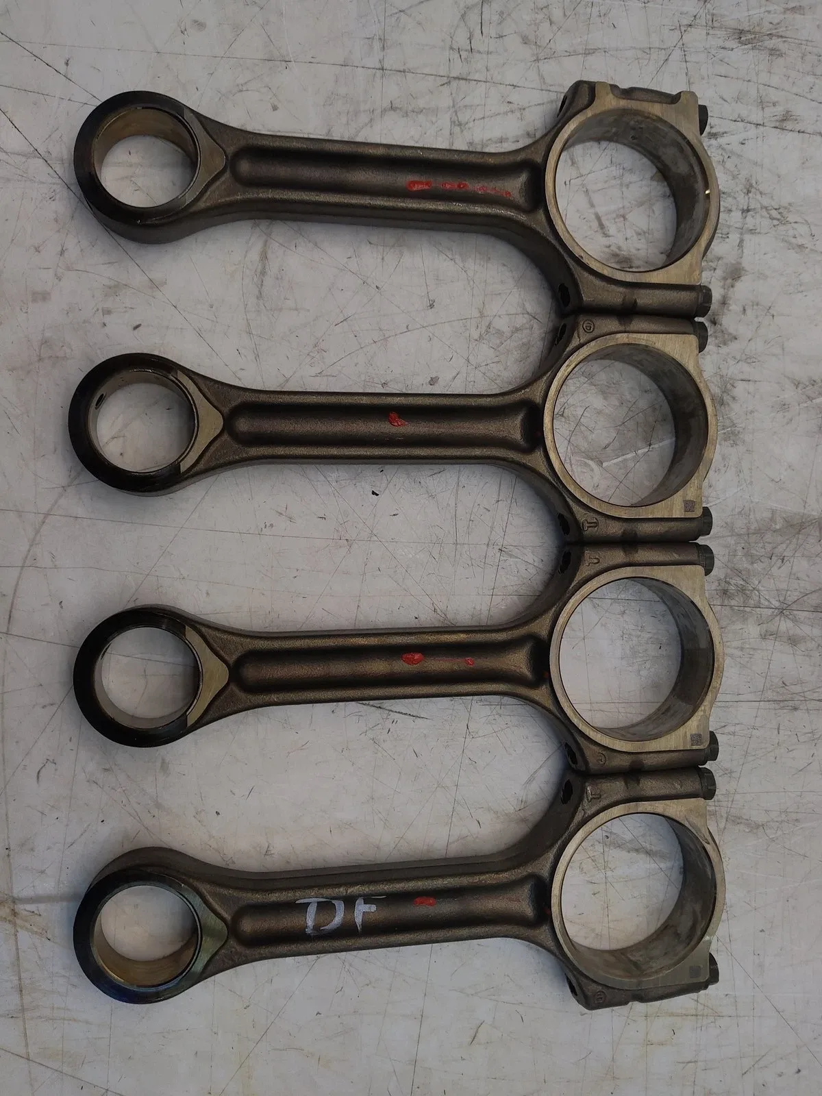 Opel Movano (B) Engine parts 4 × Connecting rod — OPEL MOVANO II (2010-2021)...