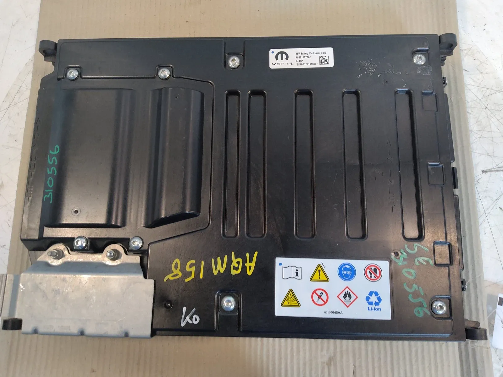 Dodge Ram Electrical parts Battery — DODGE RAM 1500 CREW CAB PICKUP — P046...