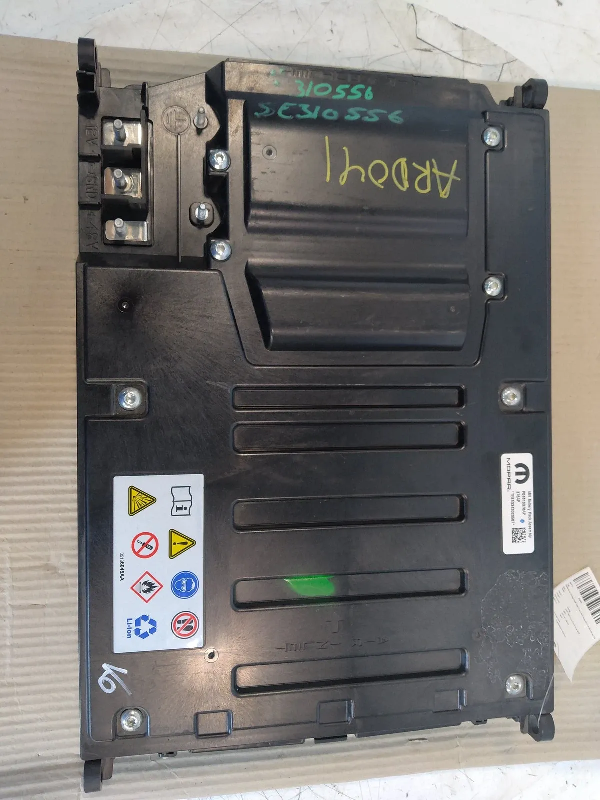 Dodge Ram Electrical parts Battery — DODGE RAM 1500 CREW CAB PICKUP — P046...