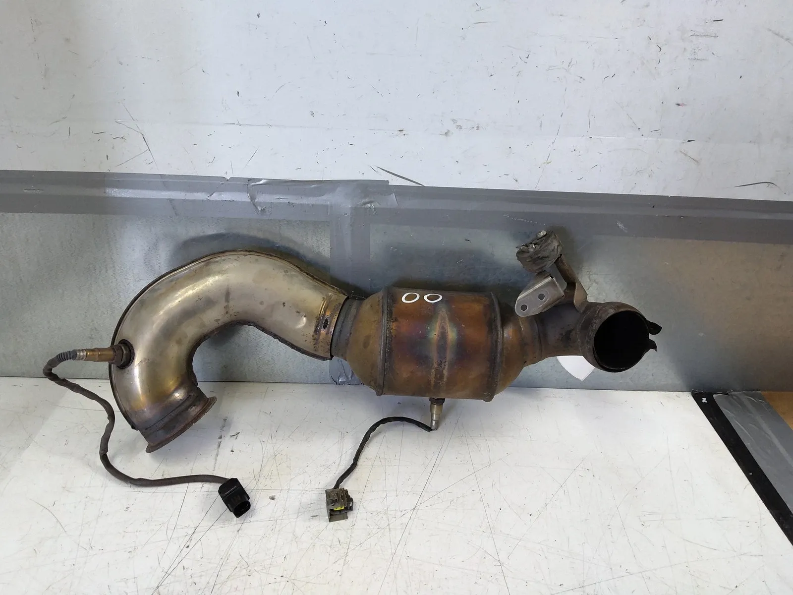 Mercedes-Benz CLA (C117) Exhaust System Catalytic Converter — MERCEDES-BENZ CLA (C117, ...
